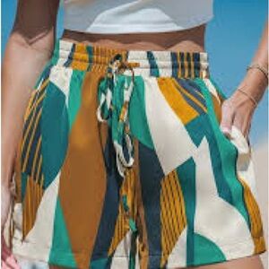 Cupshe Abstract Print Drawstring Shorts. Size Med